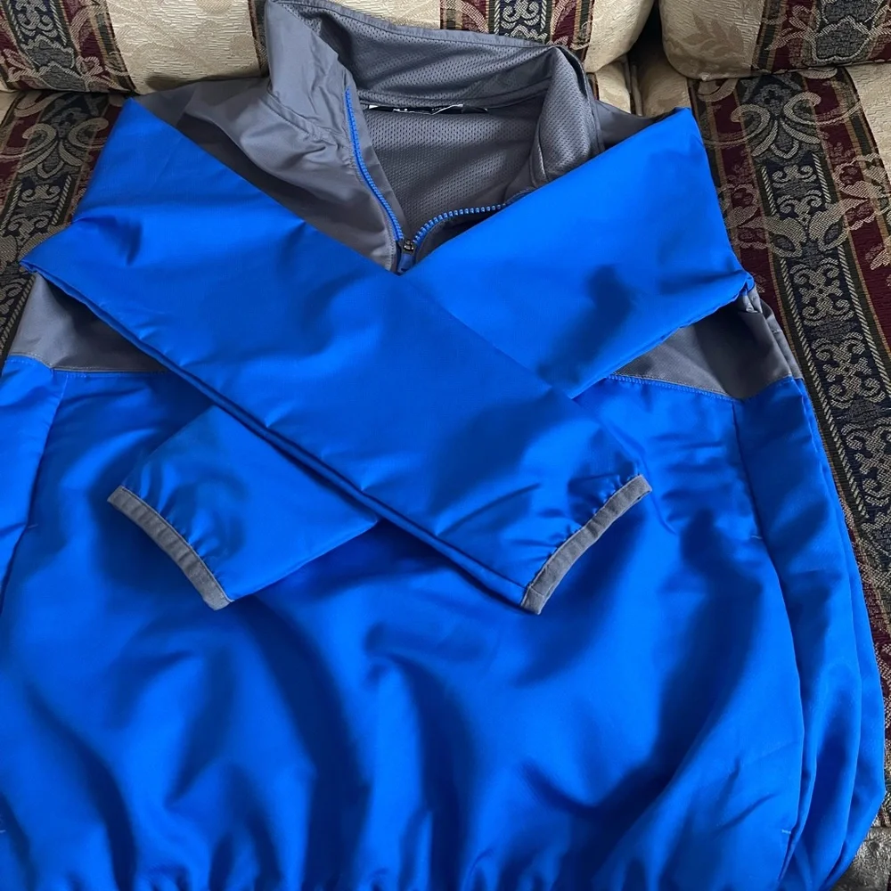 Under Armour boys Windbreaker in blue and gray, half zip with elastic waist - Picture 2 of 16